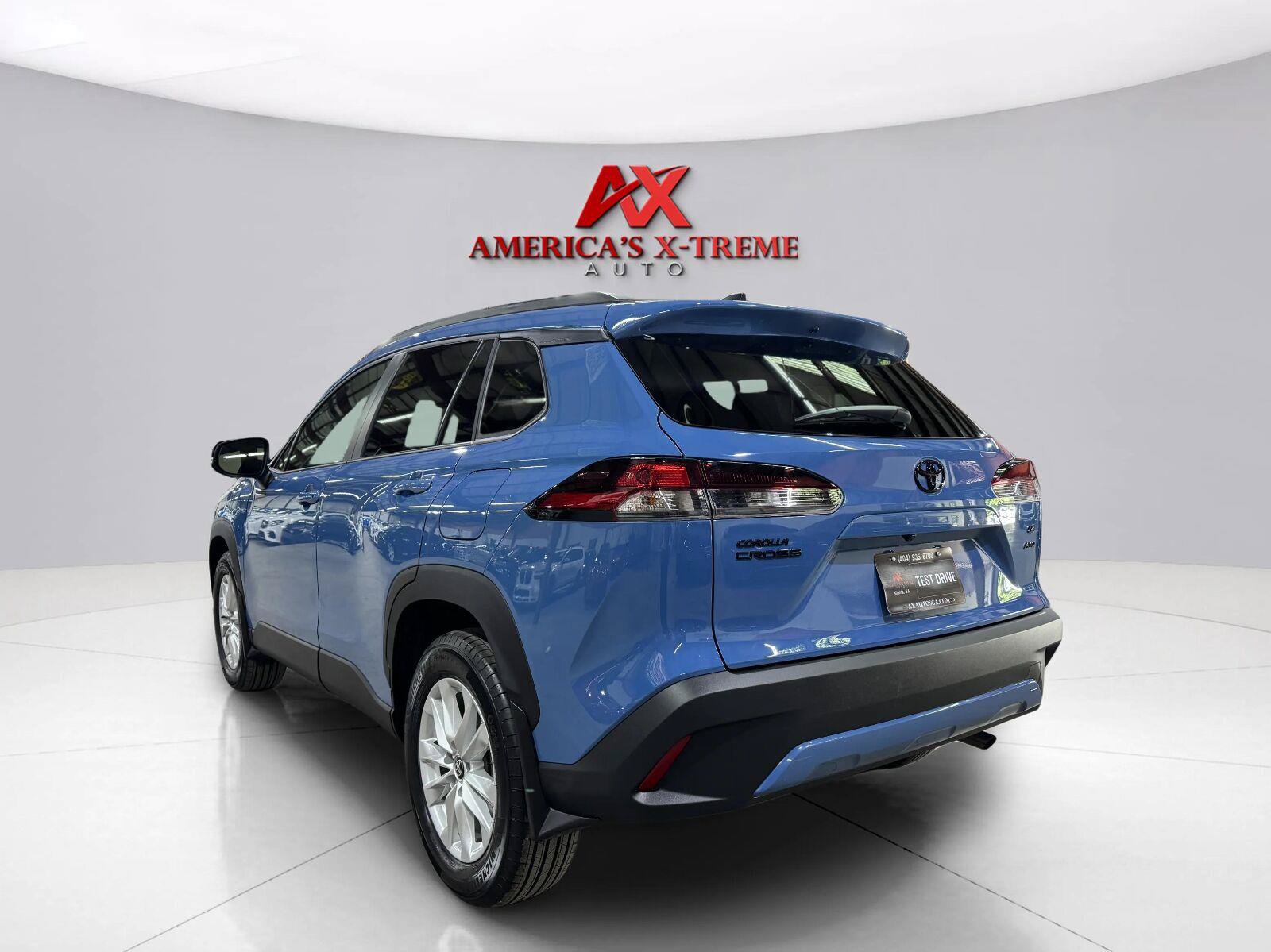 Used 2026 Toyota Corolla Cross LE AWD/4WD image 5