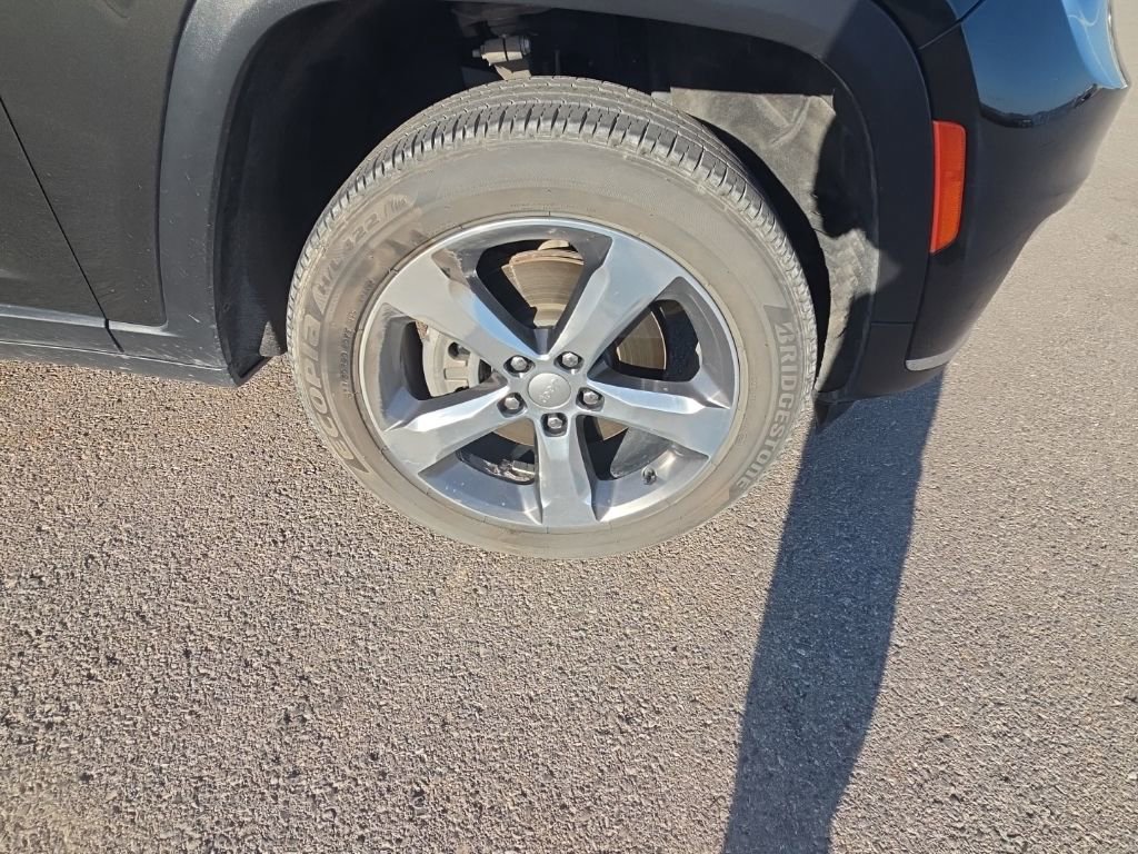 Used 2022 Jeep Grand Cherokee L Limited image 8