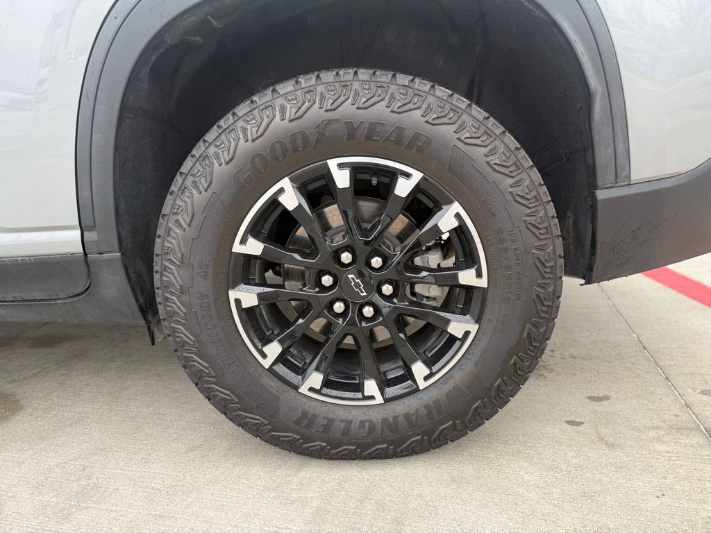 Used 2024 Chevrolet Traverse Z71 w/ LPO, Floor Liner Package image 11