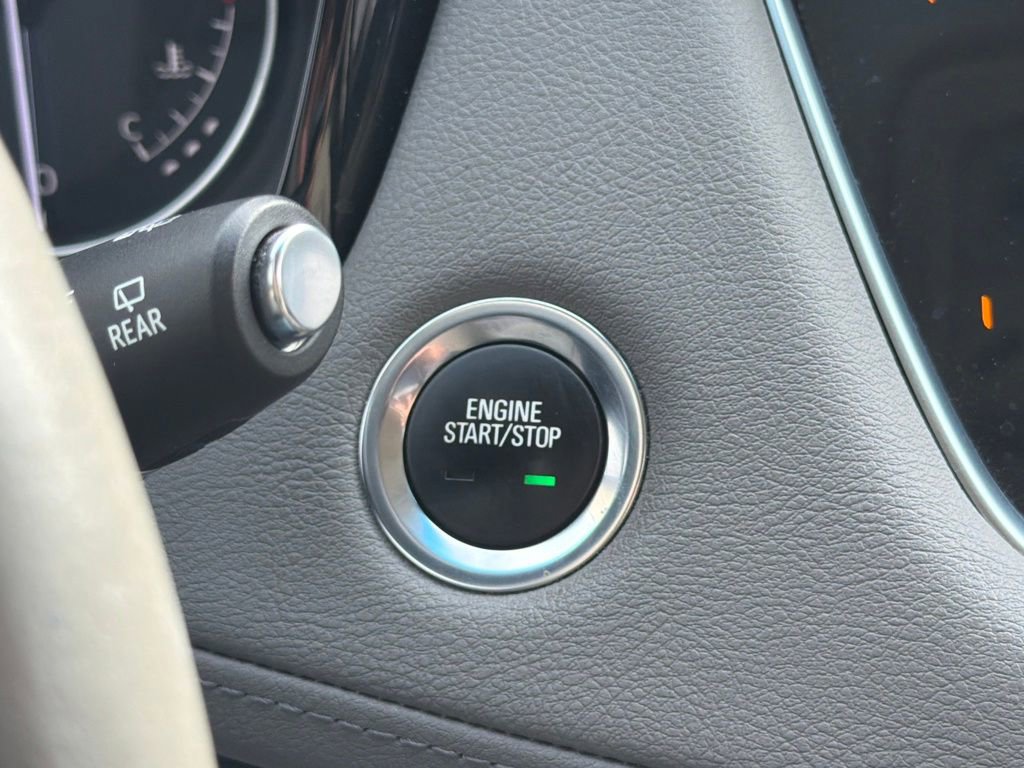 Used 2022 Cadillac XT5 Premium Luxury FWD image 23