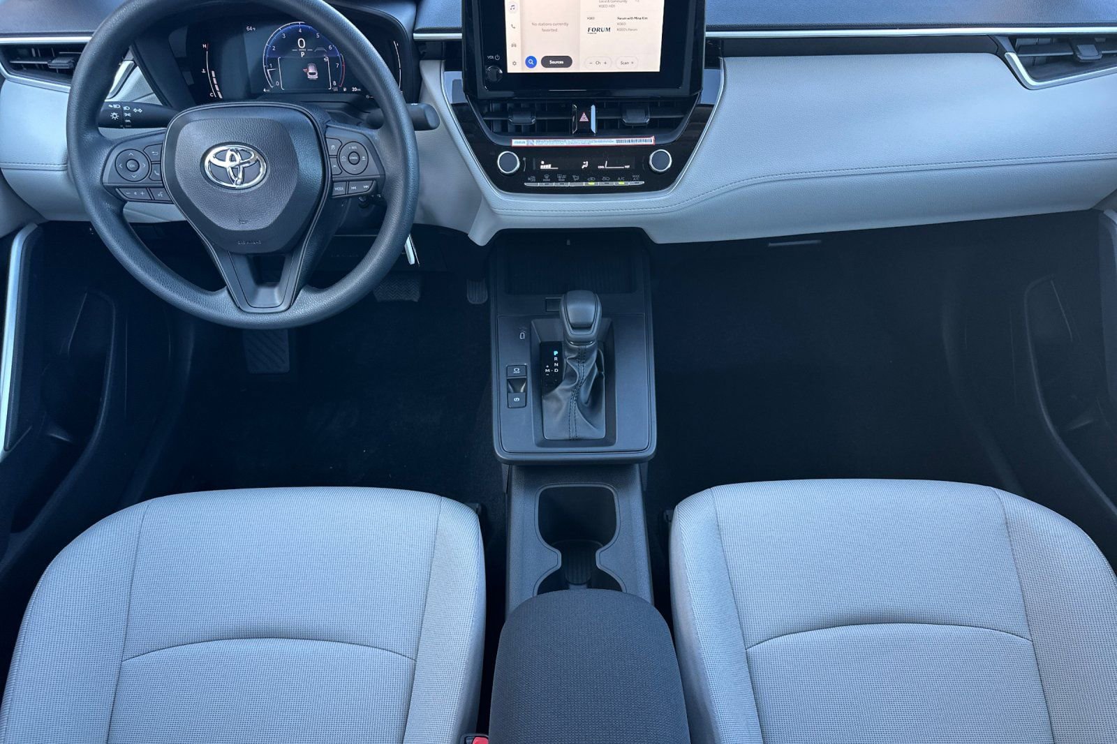 New 2026 Toyota Corolla Cross L FWD image 6