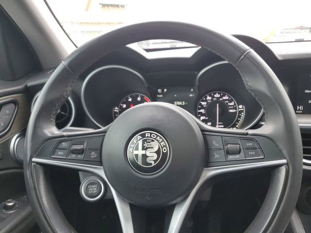 Used 2018 Alfa Romeo Stelvio Ti AWD/4WD image 11