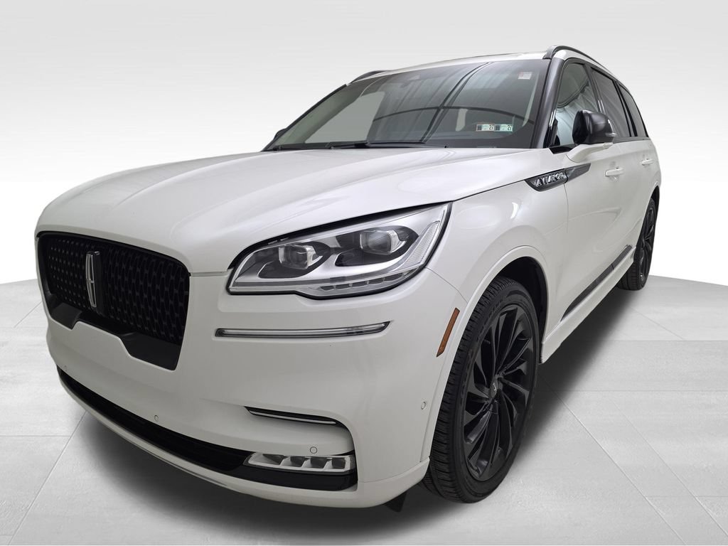 Used 2023 Lincoln Aviator Reserve w/ Equipment Group 201A AWD/4WD image 5