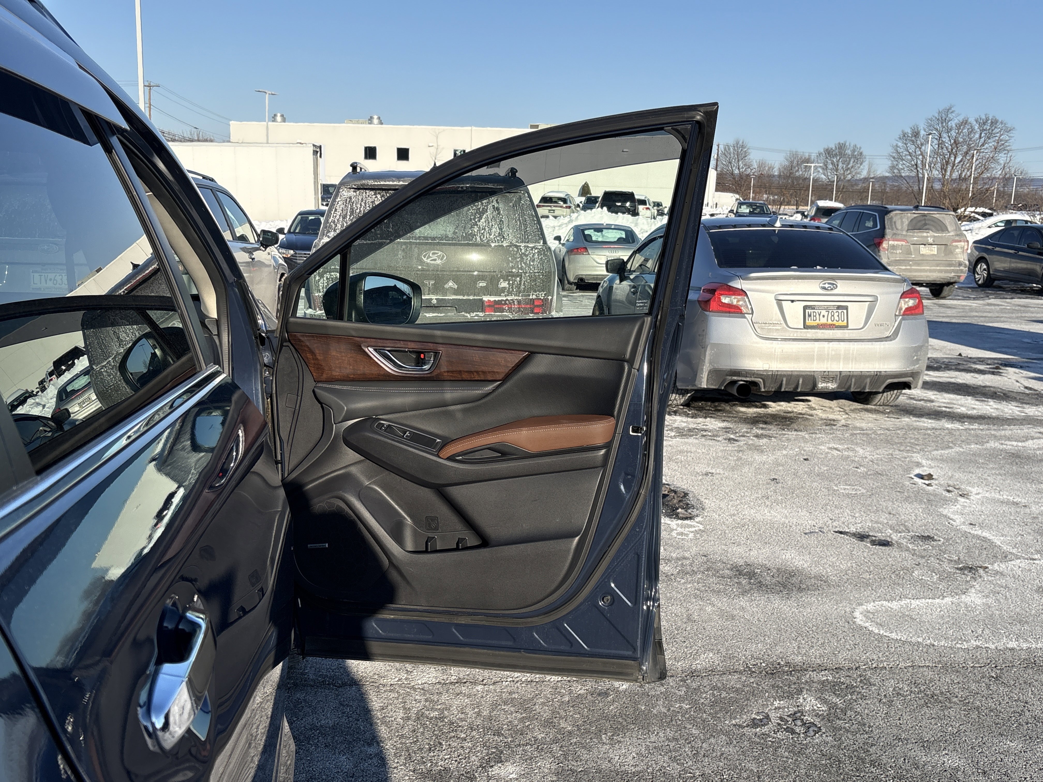 Used 2024 Subaru Ascent Touring image 9