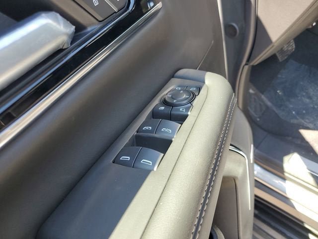 New 2026 GMC Yukon XL Elevation w/ Elevation Premium Package AWD/4WD image 18
