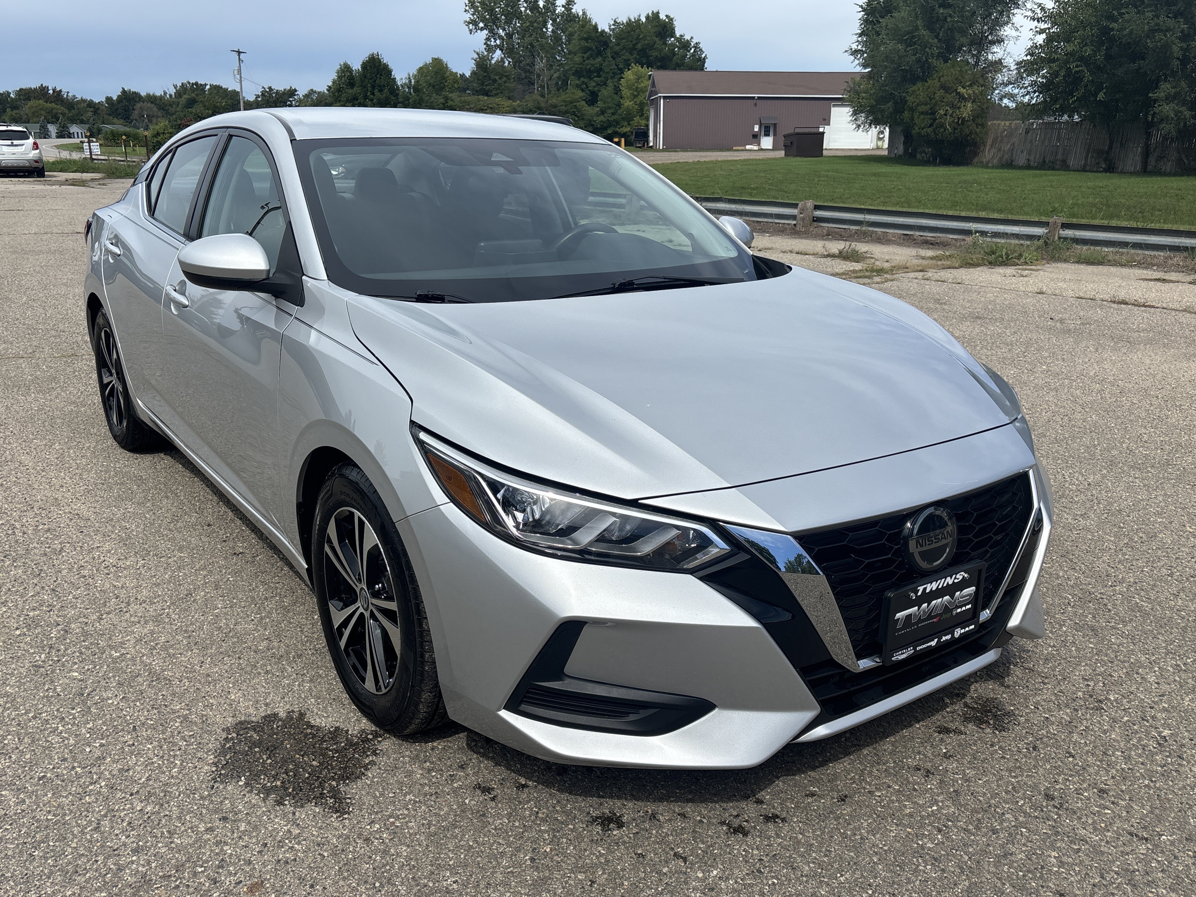 Used 2023 Nissan Sentra SV FWD image 1