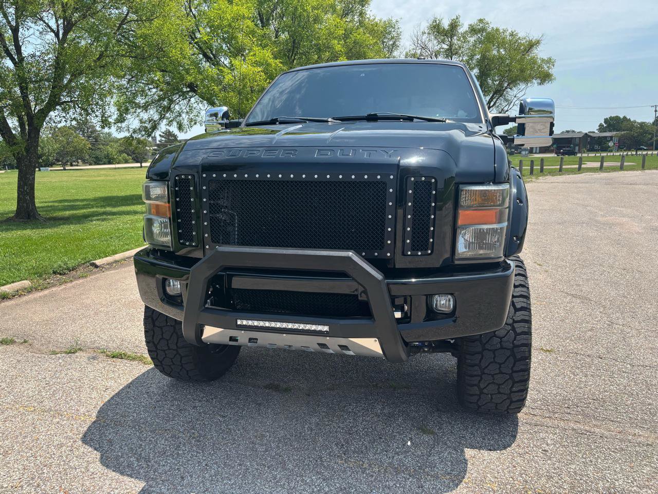 Used 2009 Ford F350 Harley-Davidson AWD/4WD image 5