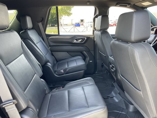 Used 2023 Chevrolet Tahoe Z71 w/ Luxury Package AWD/4WD image 27