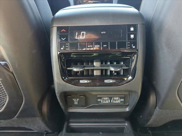 Used 2024 Jeep Grand Cherokee L Overland w/ Advanced Protech Group III image 18