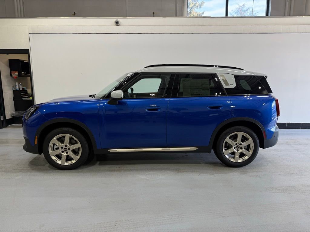 Certified 2025 MINI Cooper Countryman S image 2