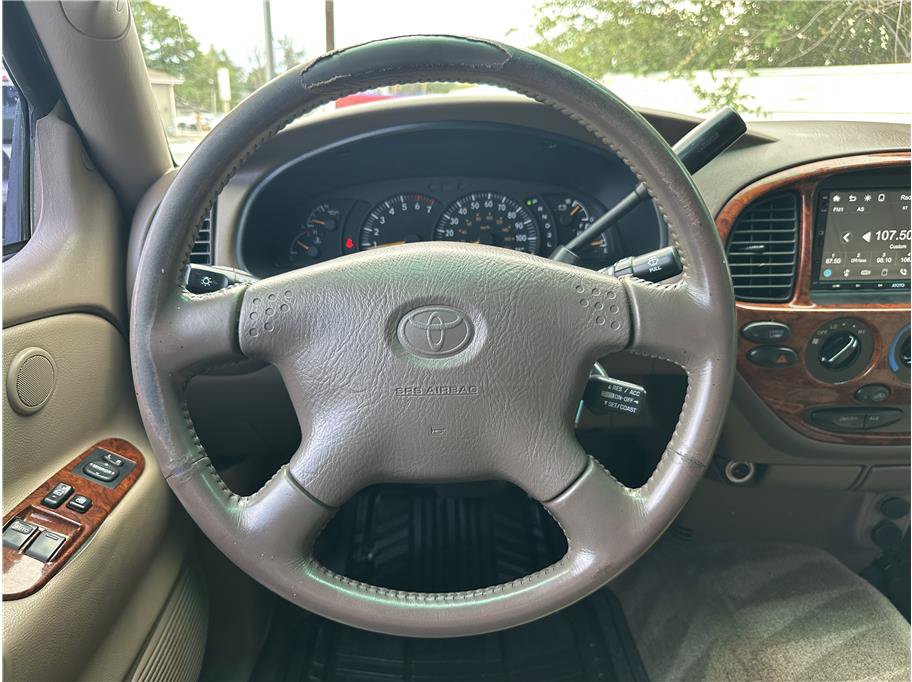 Used 2001 Toyota Tundra Limited w/ Off-Road Pkg AWD/4WD image 19