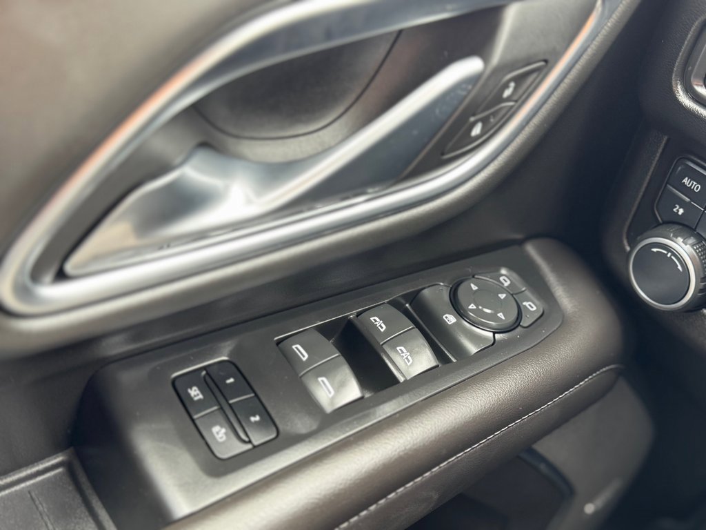 Used 2021 Chevrolet Tahoe Z71 image 11