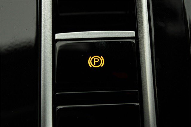 New 2025 Volkswagen Atlas SE image 23