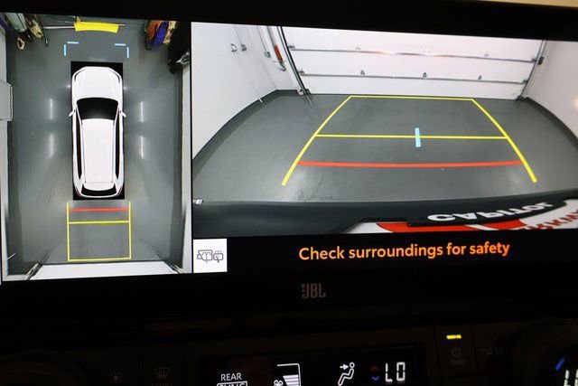 Certified 2024 Toyota Grand Highlander AWD image 26