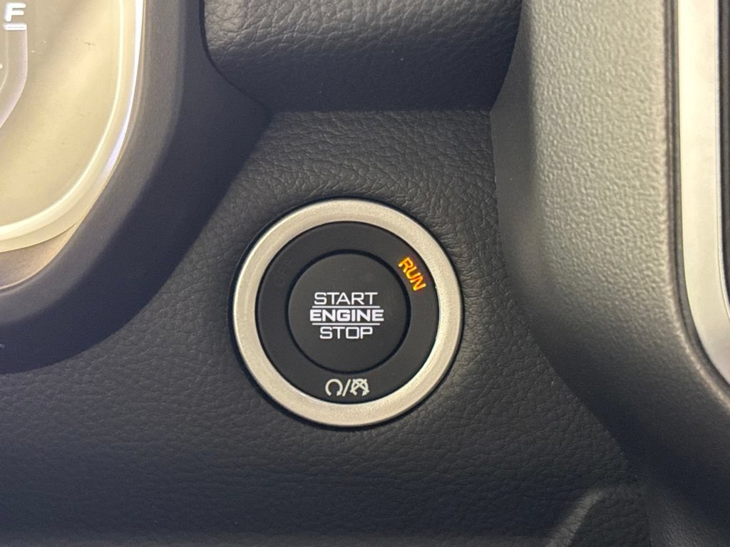 New 2027 RAM 1500 4x4 Crew Cab image 20