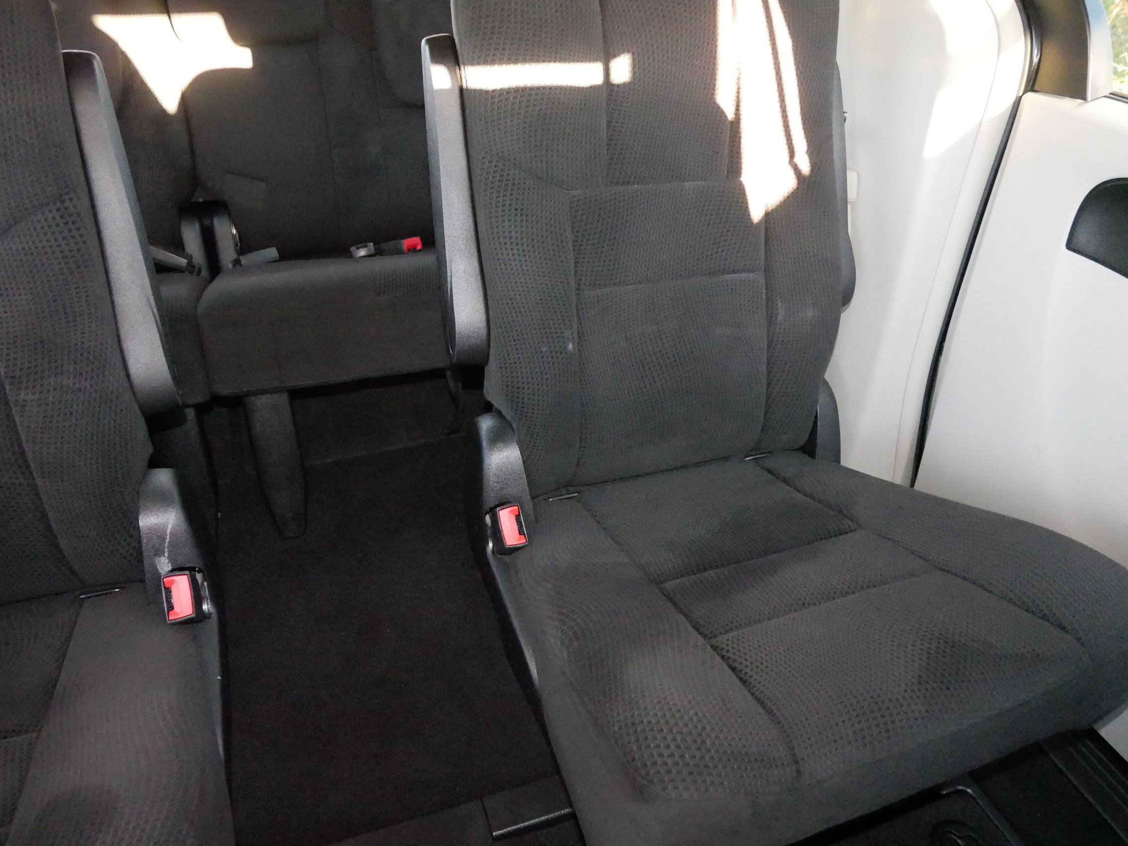 Used 2014 Chrysler Town & Country Touring image 14