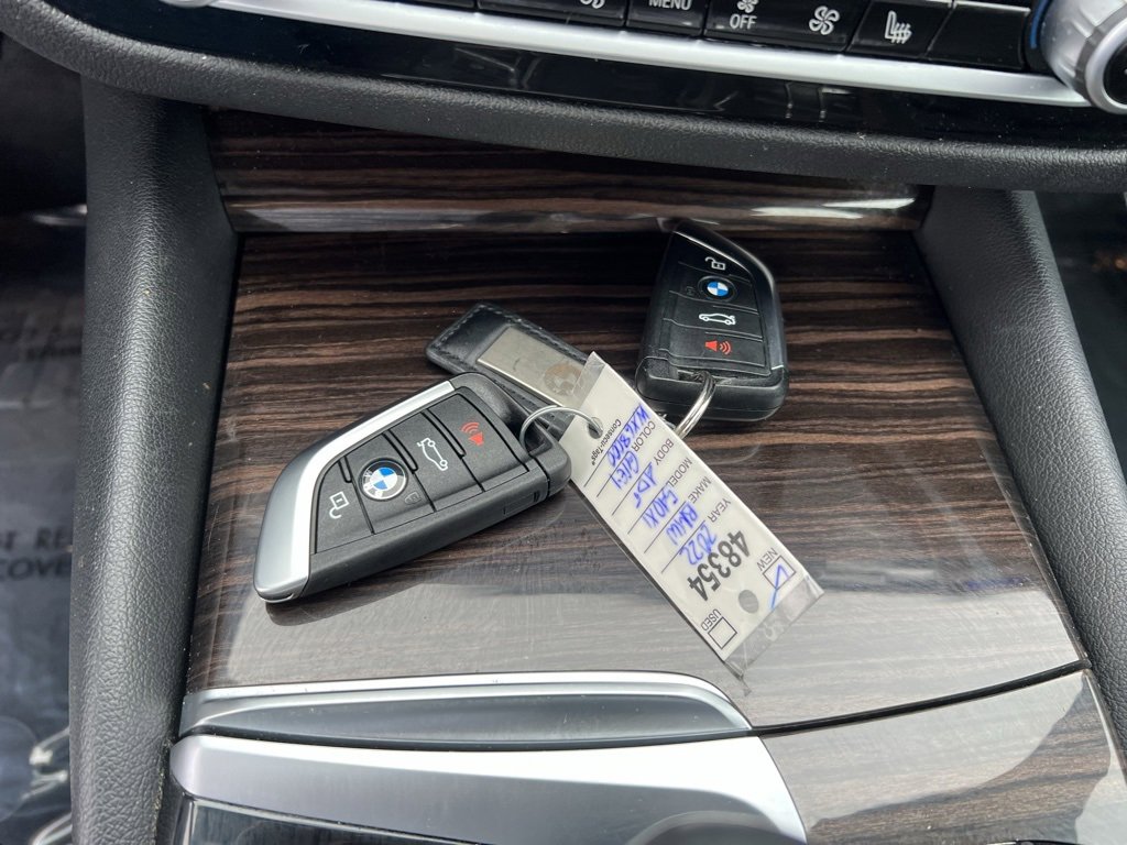 Used 2022 BMW 540i xDrive w/ Premium Package image 17