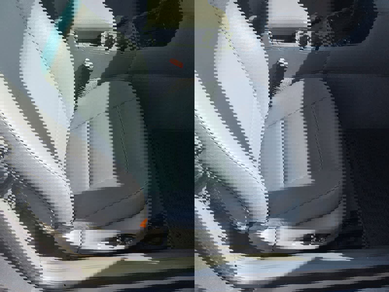 Used 2002 BMW 325Ci Convertible image 14