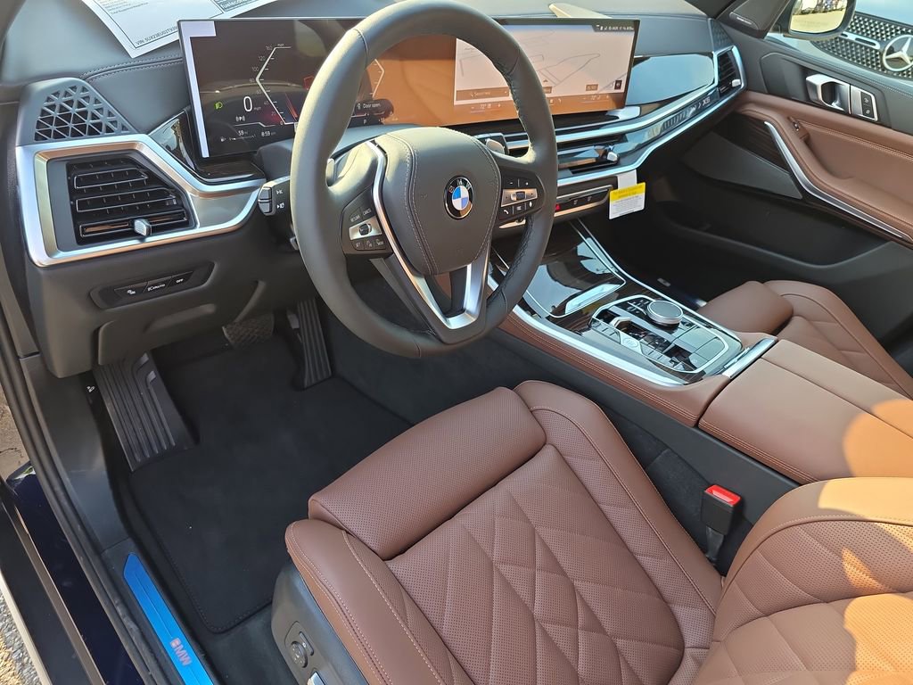 New 2026 BMW X5 xDrive40i w/ Premium Package AWD/4WD image 9