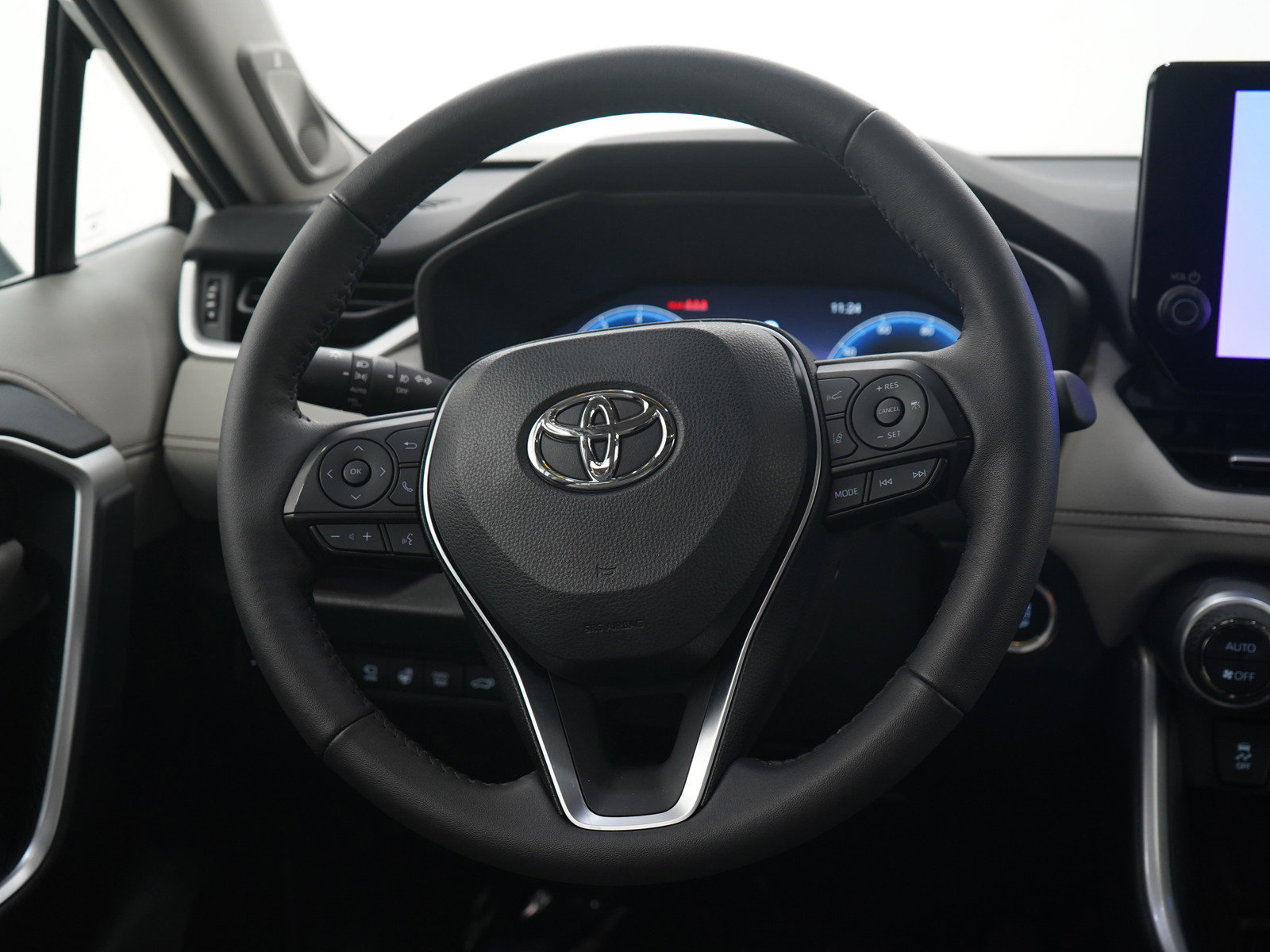 Used 2024 Toyota RAV4 Limited w/ Advanced Technology Package AWD/4WD image 17