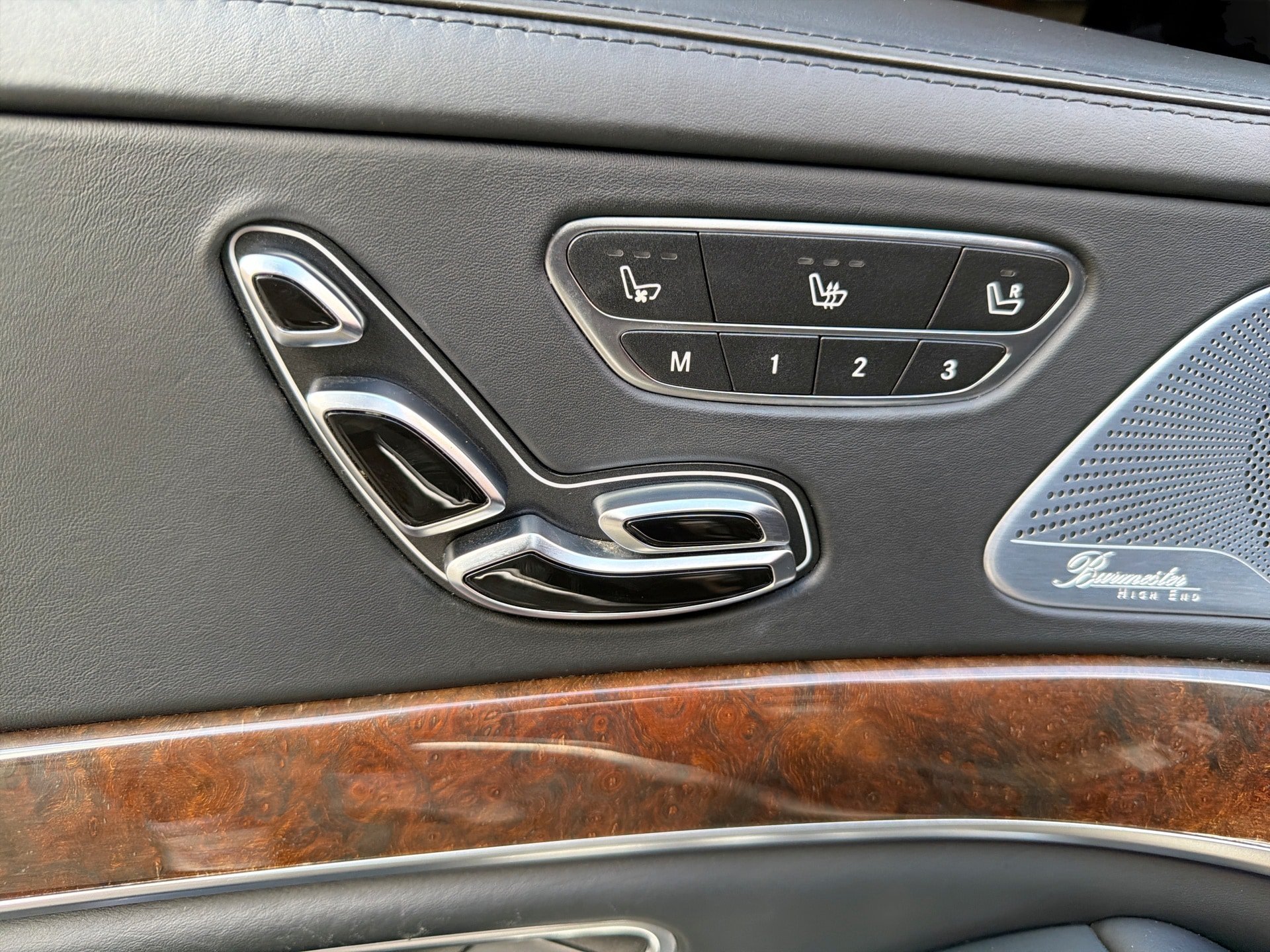 Used 2015 Mercedes-Benz S 63 AMG 4MATIC Sedan image 14
