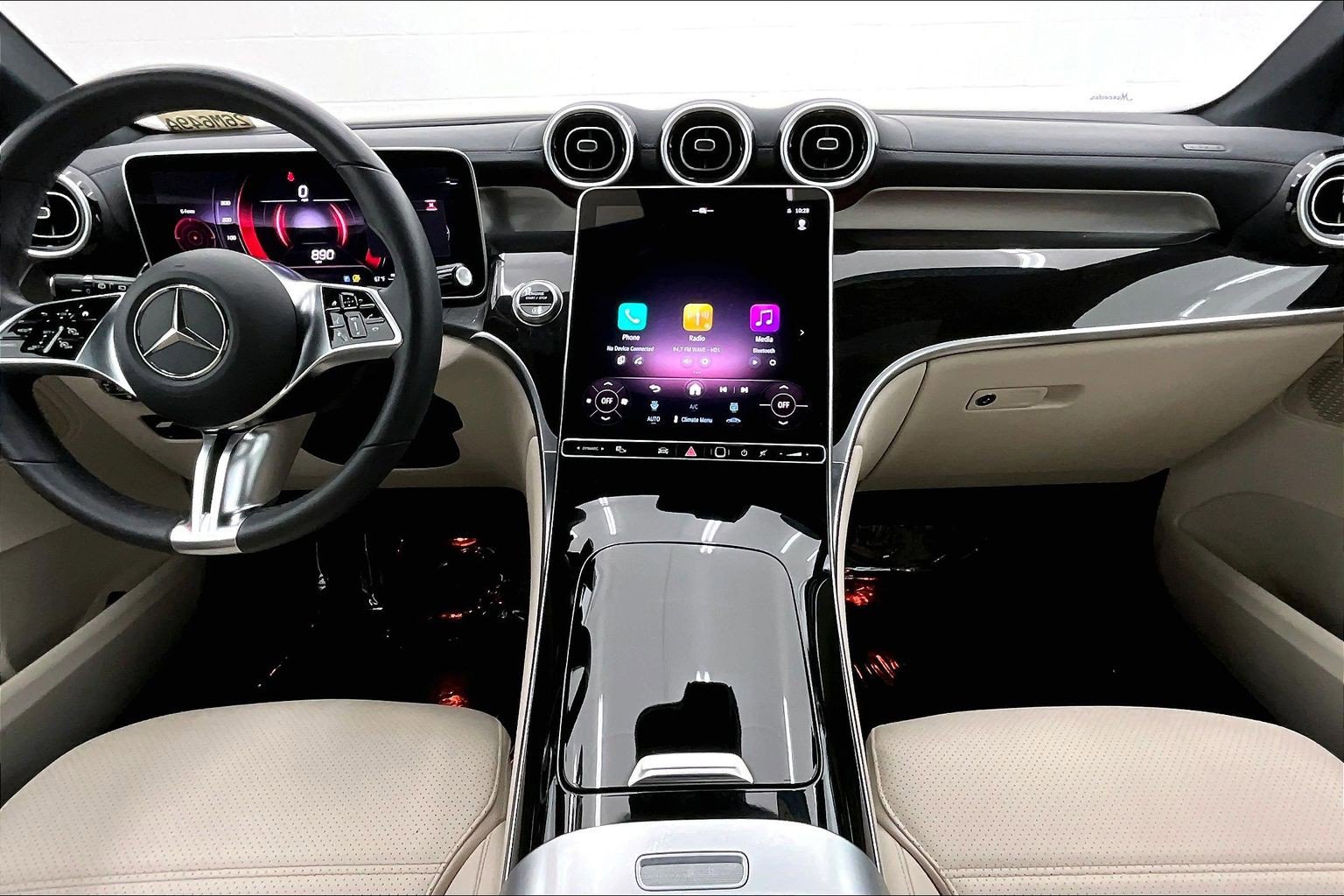 Certified 2025 Mercedes-Benz GLC 300 image 13