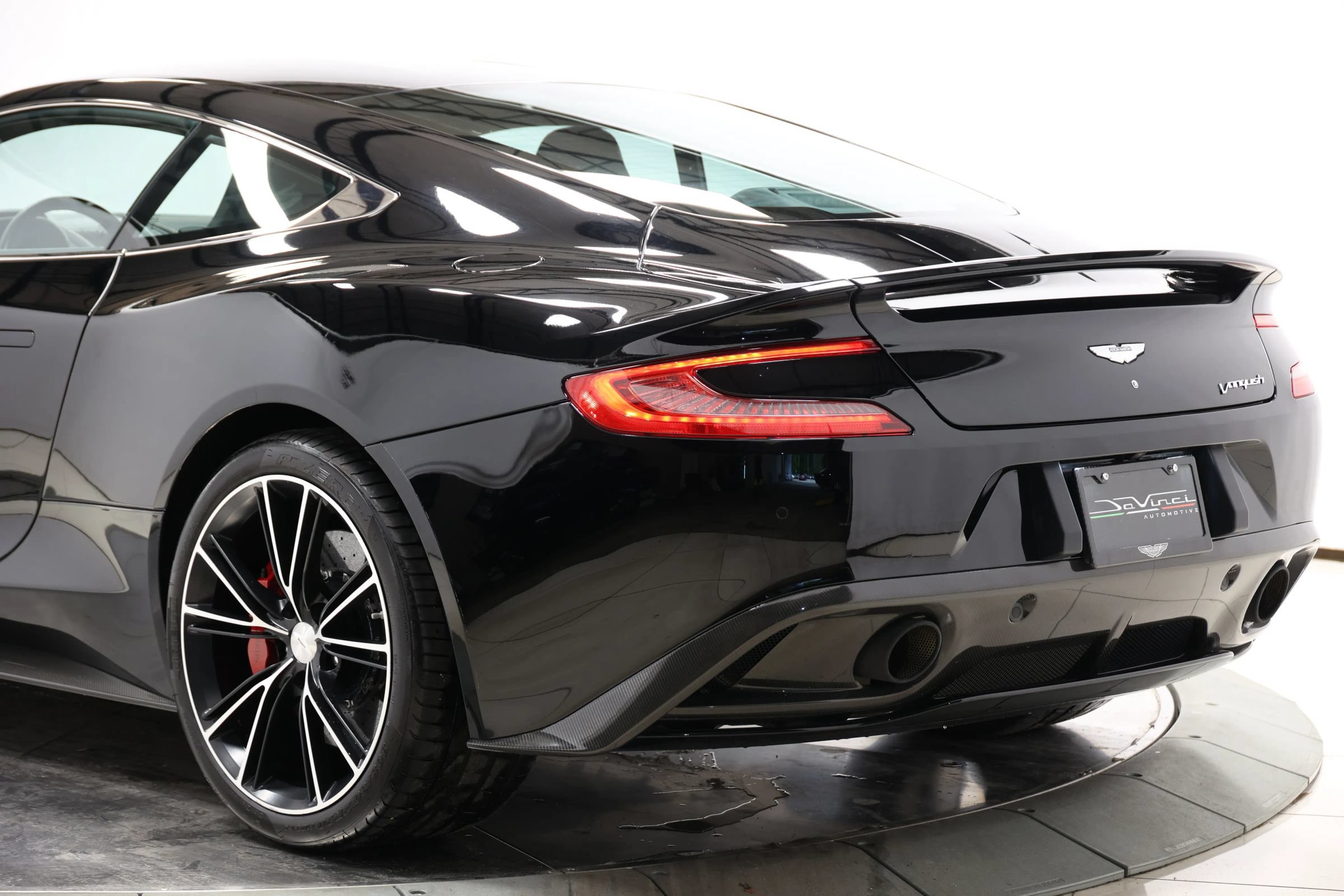 Used 2014 Aston Martin Vanquish Coupe RWD image 56