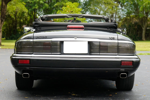 Used 1994 Jaguar XJS 4.0 Convertible image 7
