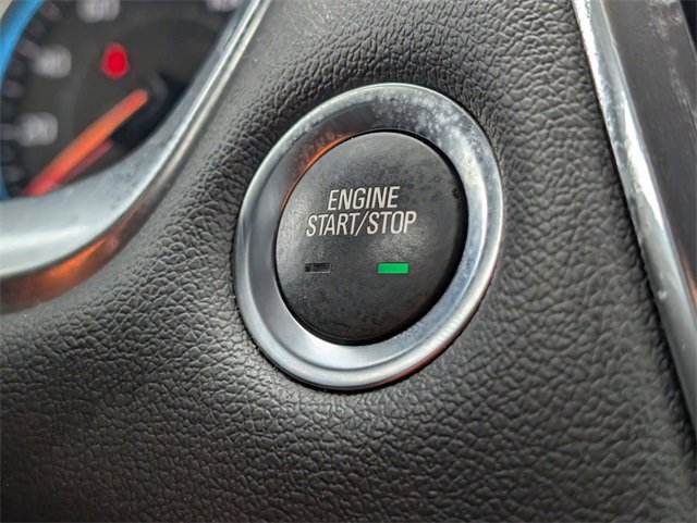 Used 2023 Chevrolet Traverse LT image 29