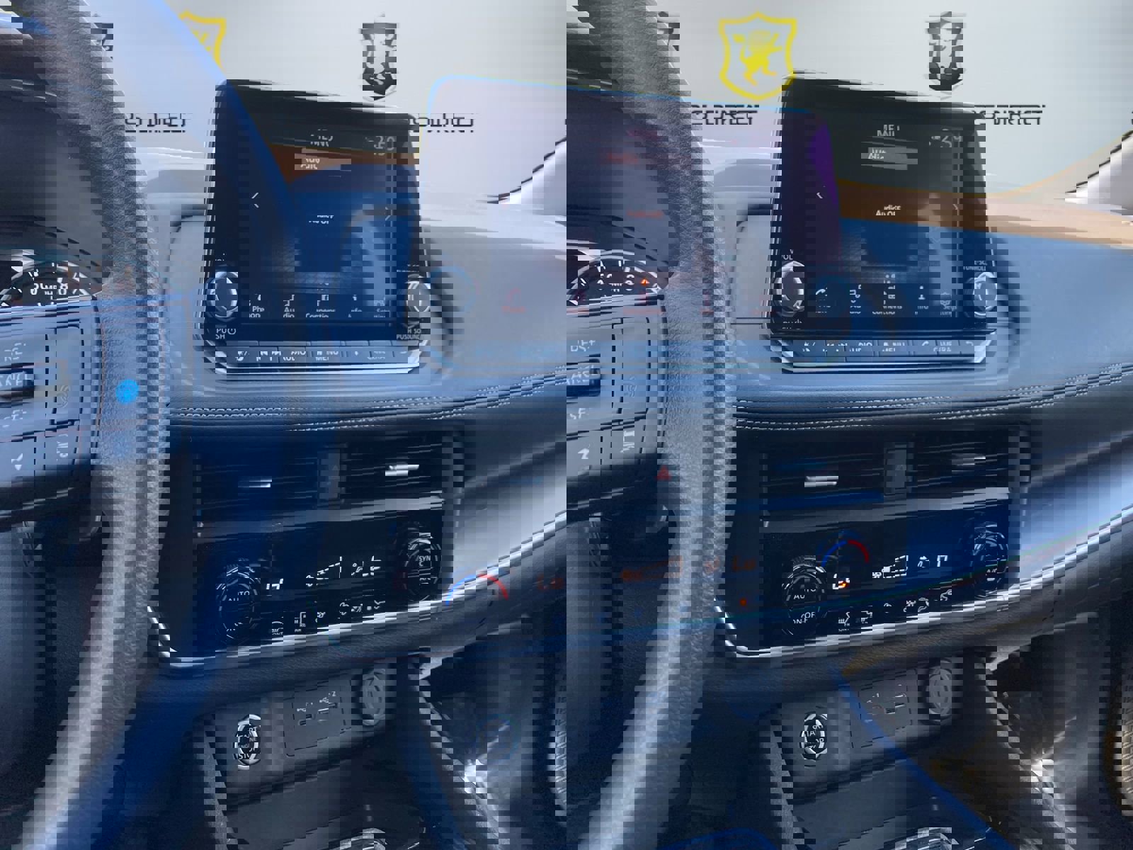 Used 2023 Nissan Rogue SV image 15