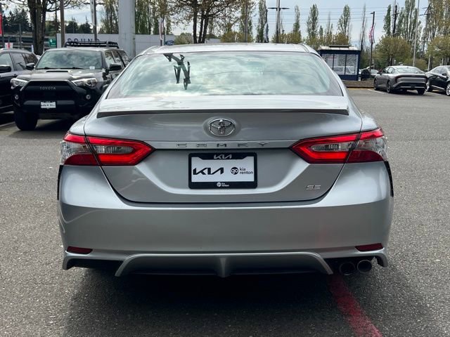 Used 2018 Toyota Camry SE w/ Moonroof Package FWD image 8