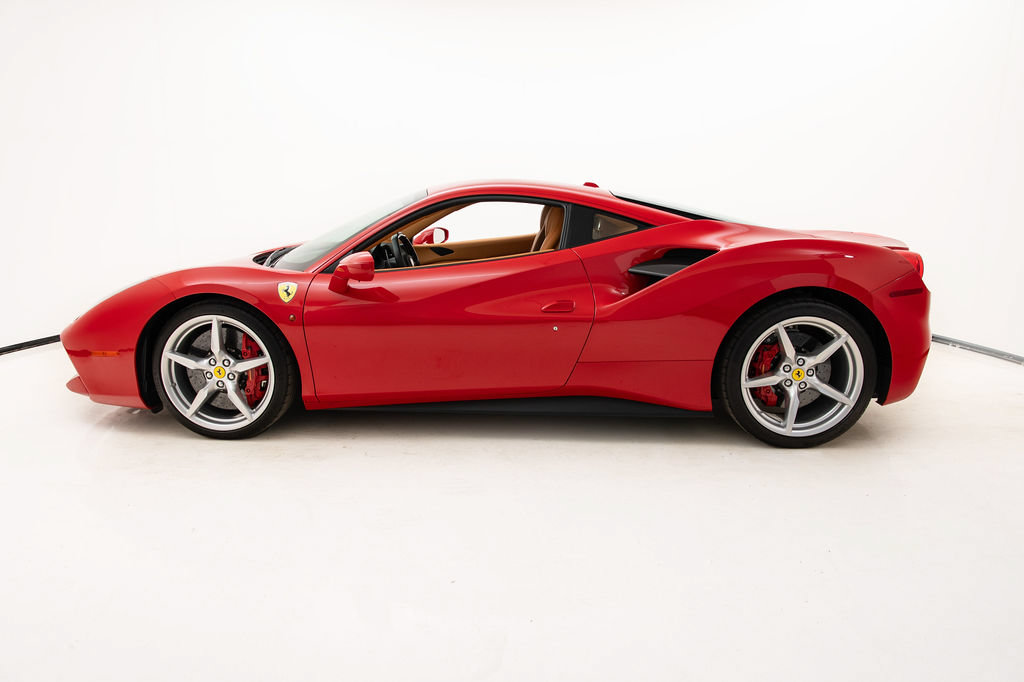Certified 2017 Ferrari 488 GTB RWD image 8