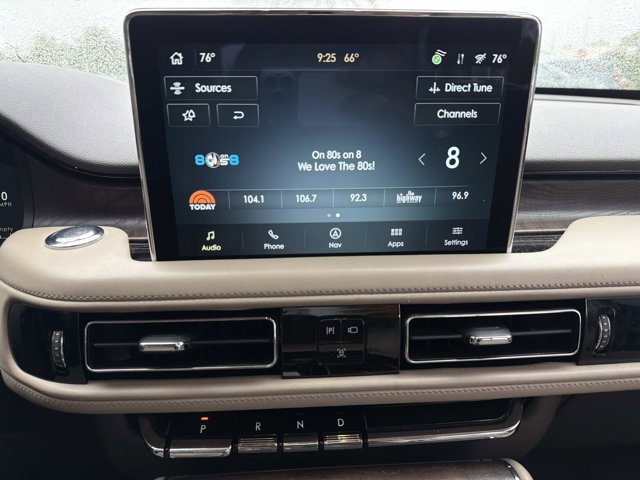 Certified 2022 Lincoln Aviator Reserve w/ Equipment Group 201A image 32