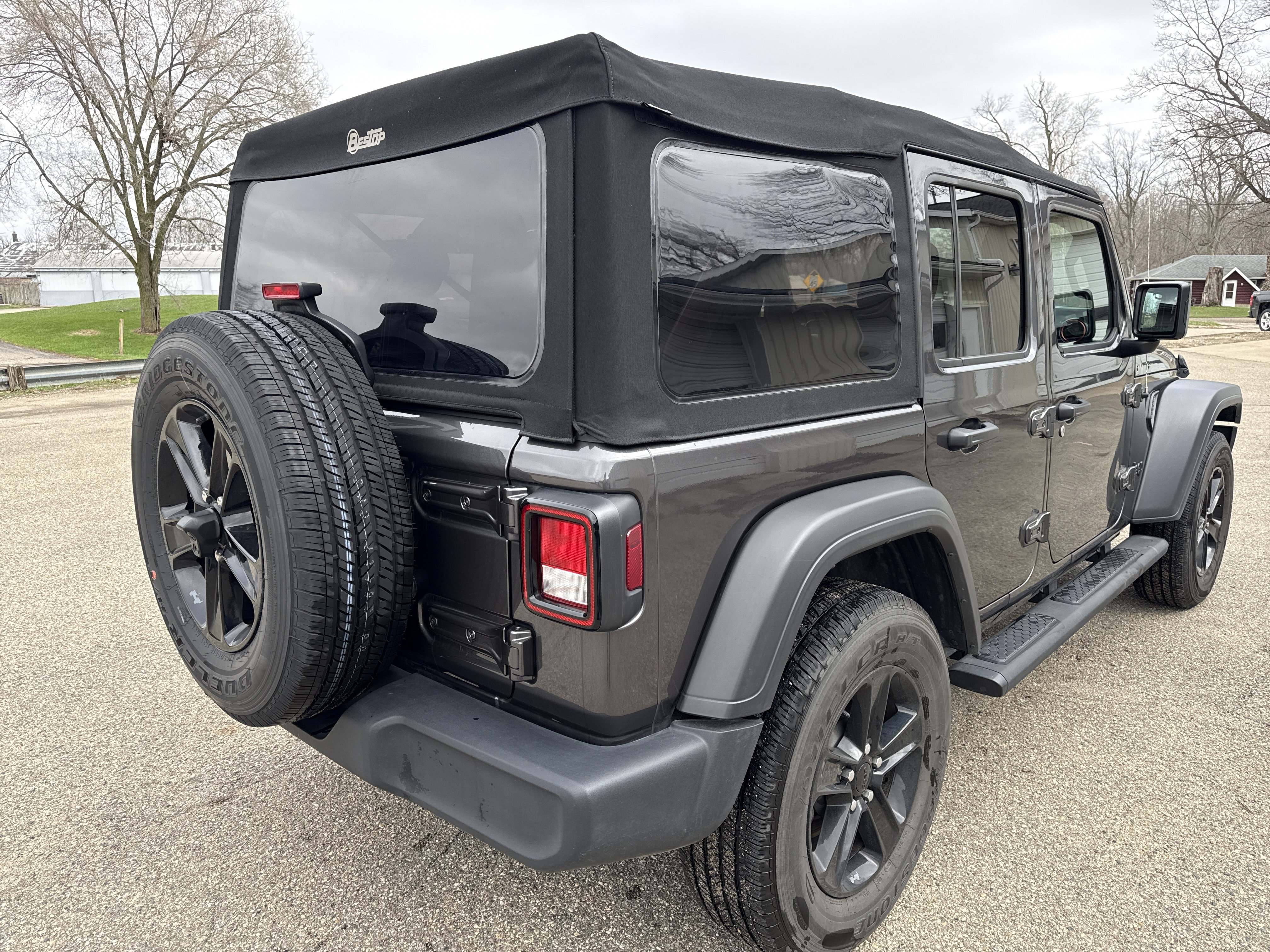 Used 2020 Jeep Wrangler Unlimited Sport AWD/4WD image 5