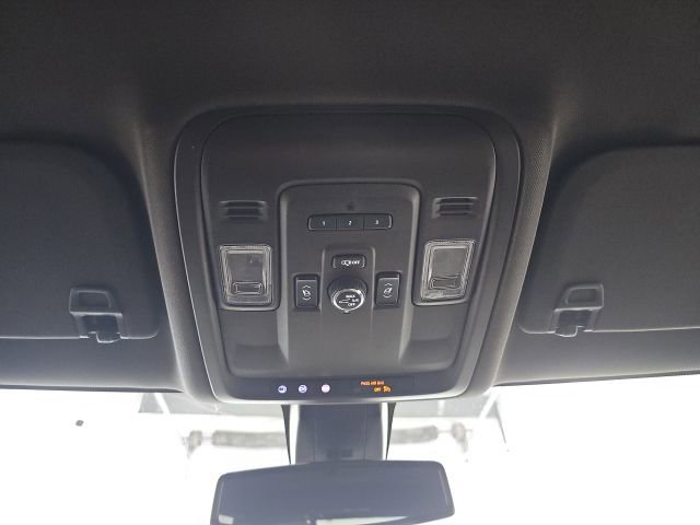 Used 2021 GMC Yukon SLT w/ Rear Media and Nav Package AWD/4WD image 31
