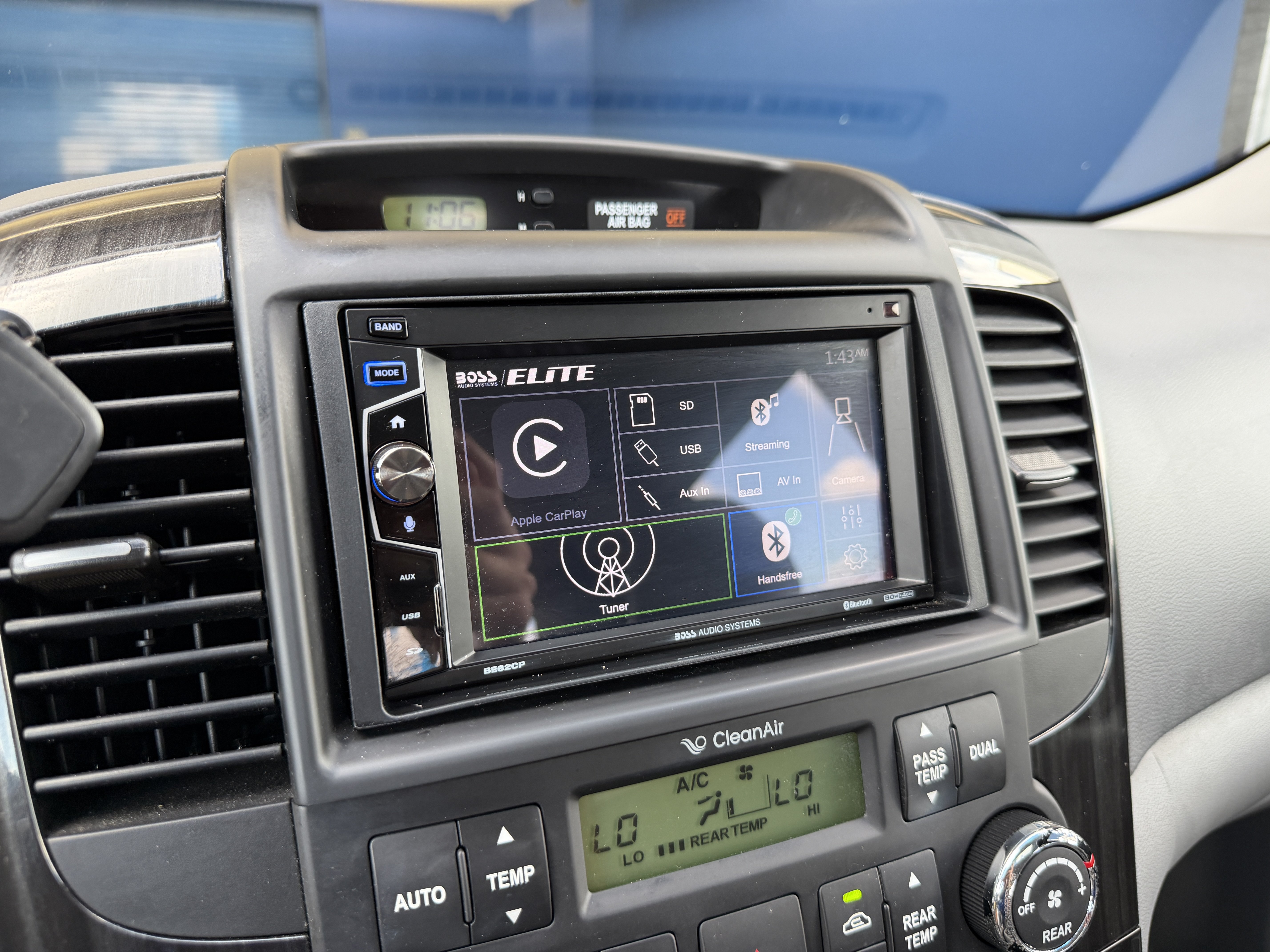 Used 2014 Kia Sedona EX w/ Navigation Package FWD image 17