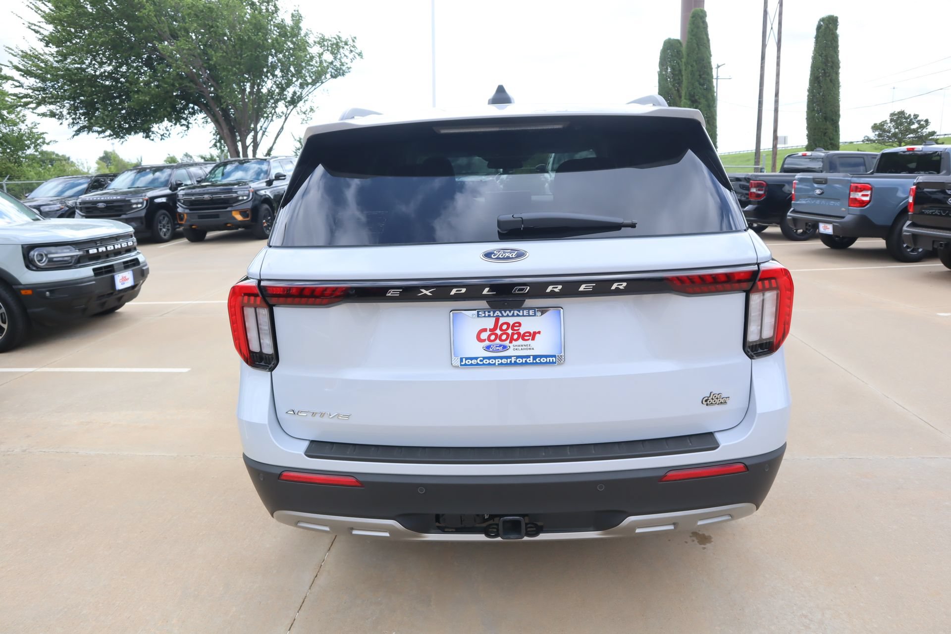 New 2026 Ford Explorer Active w/ Active Comfort Package RWD image 23