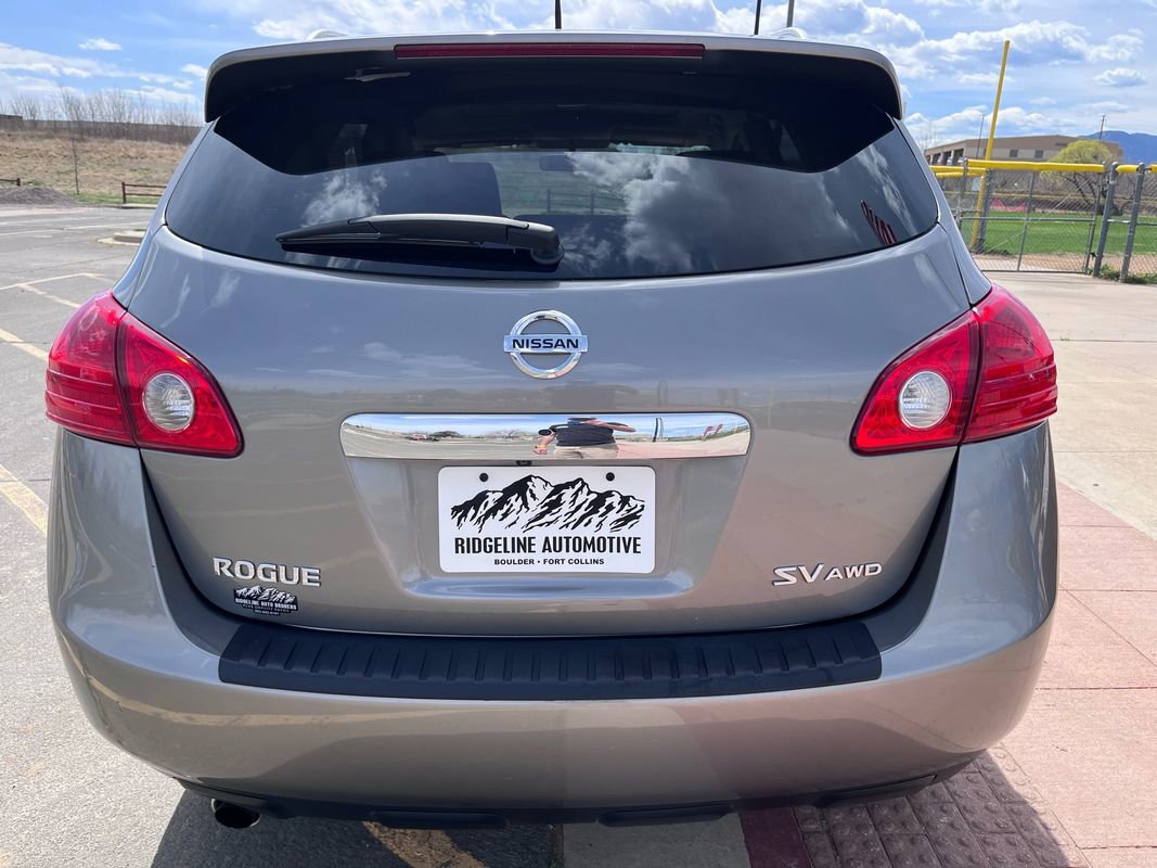 Used 2013 Nissan Rogue SV w/ Premium Pkg image 5