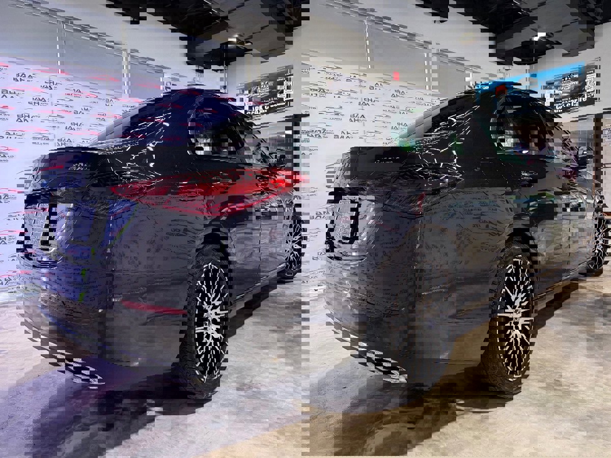 Used 2023 Mercedes-Benz C 300 4MATIC Sedan w/ Exclusive Trim Package image 7