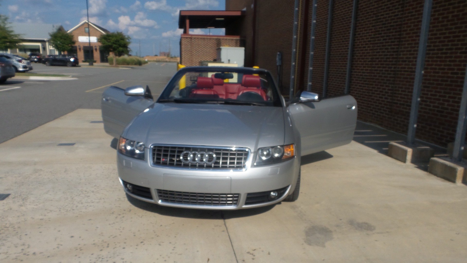 Used 2005 Audi S4 Cabriolet AWD/4WD image 88