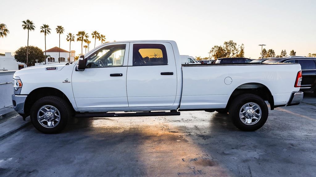 Used 2023 RAM 2500 Tradesman w/ Chrome Appearance Group AWD/4WD image 14