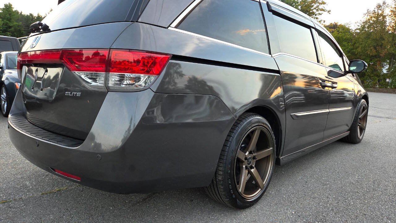 Used 2014 Honda Odyssey Touring Elite image 16
