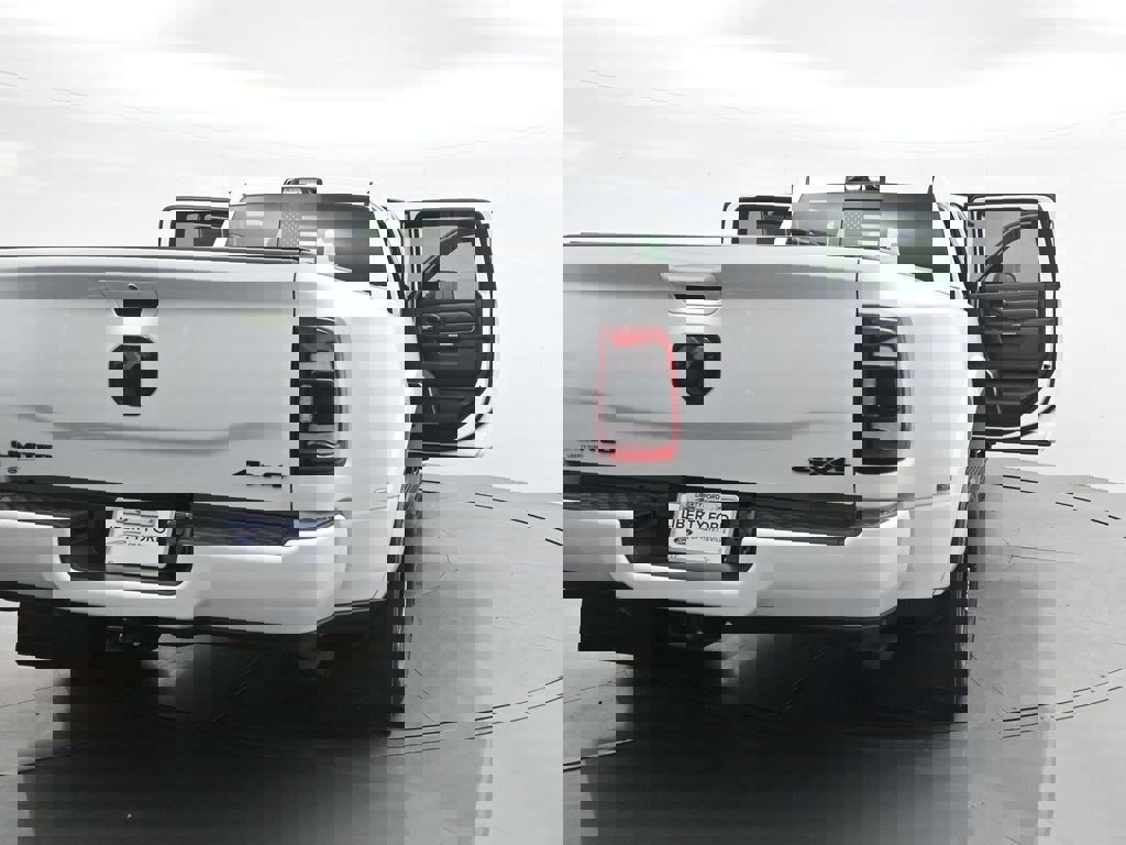 Used 2022 RAM 3500 Limited w/ Max Tow Package image 37