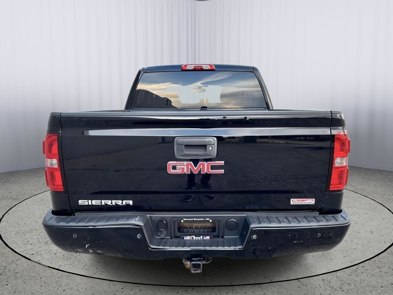 Used 2014 GMC Sierra 1500 SLE w/ All-Terrain Package image 6