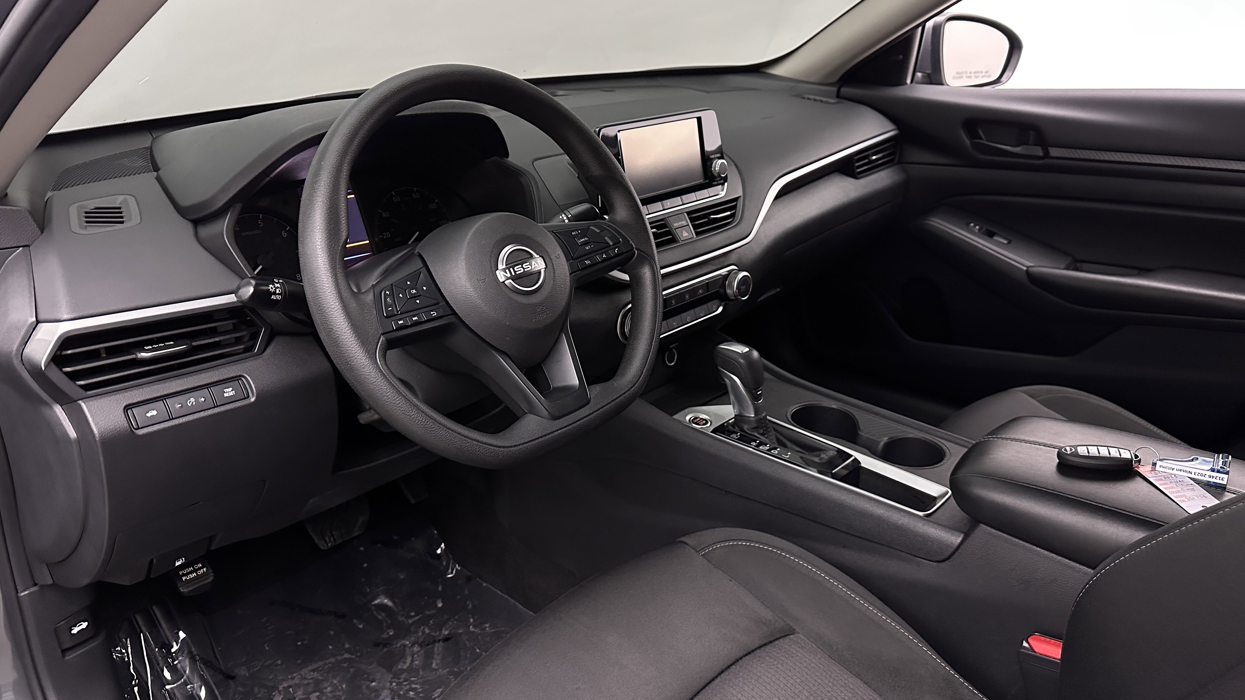 Used 2023 Nissan Altima 2.5 S FWD image 8