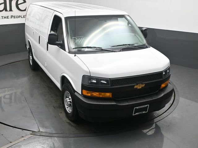 New 2026 Chevrolet Express 2500 image 25