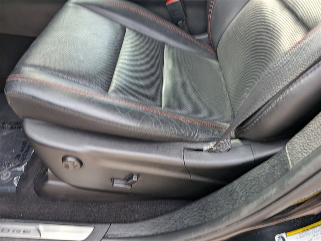 Used 2025 Dodge Durango GT image 15