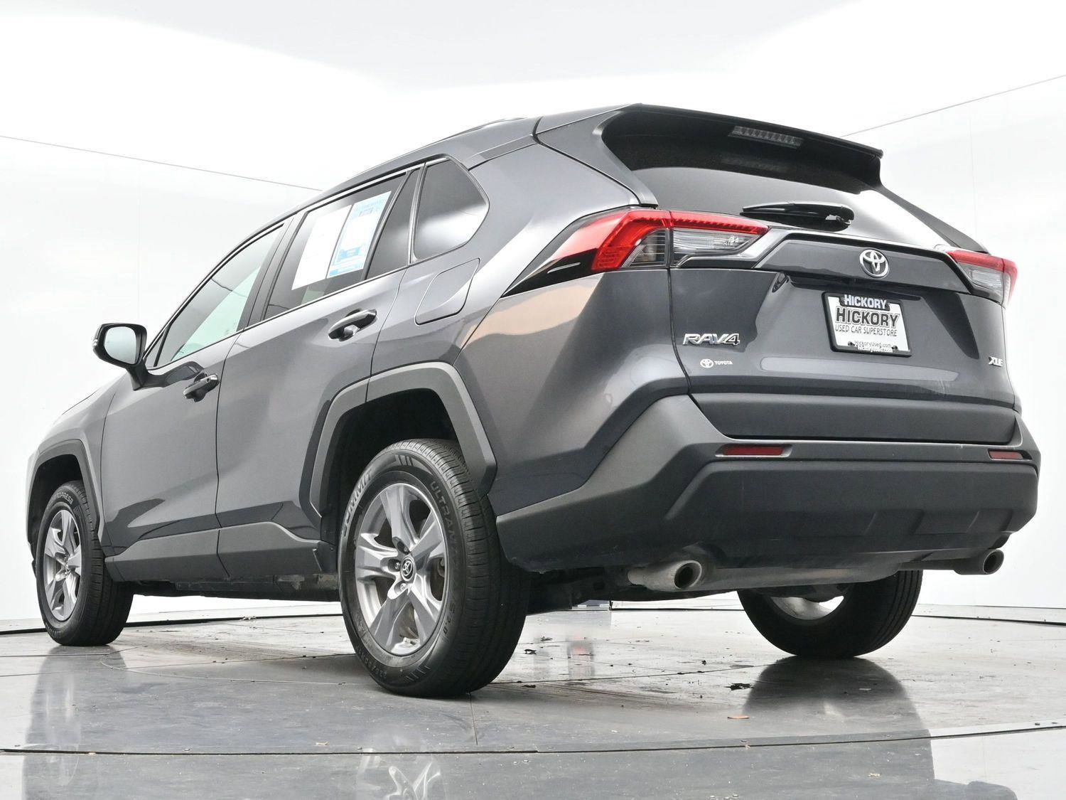 Used 2022 Toyota RAV4 XLE w/ Convenience Package image 53