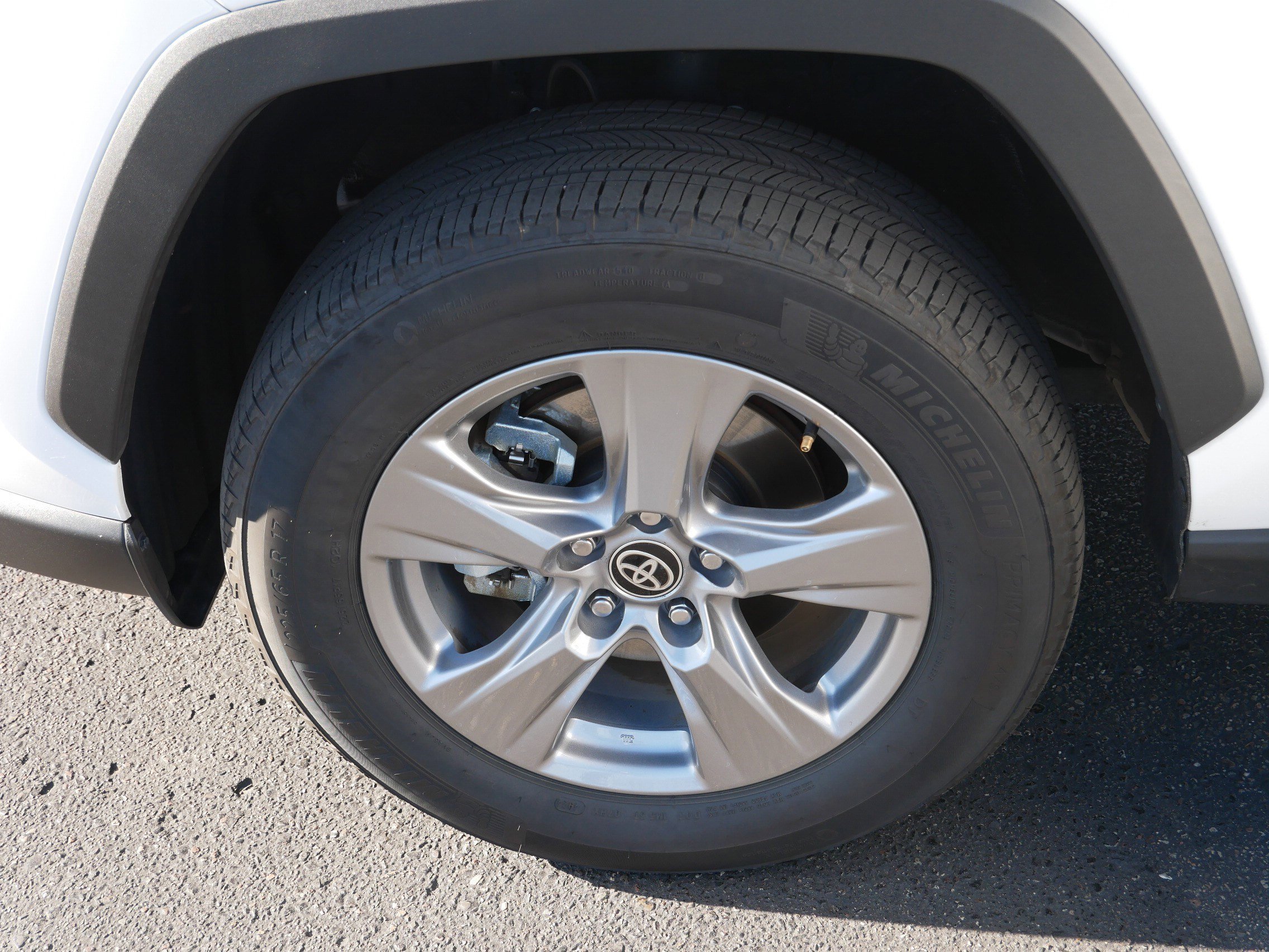 Certified 2025 Toyota RAV4 LE image 43