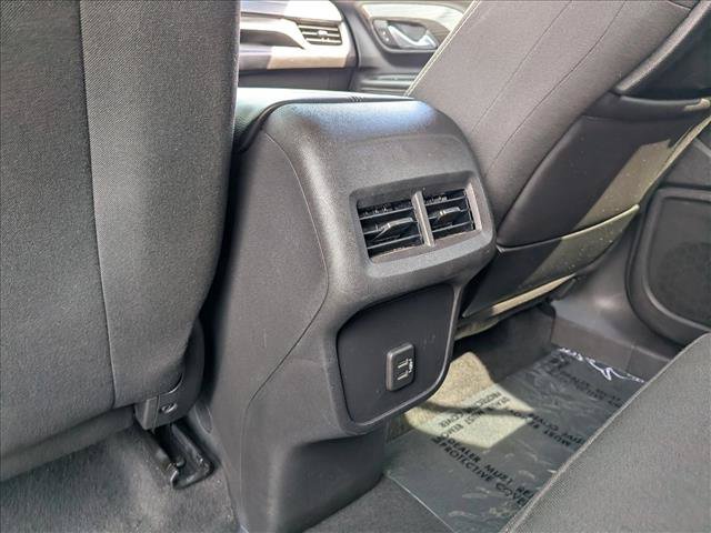 Used 2024 GMC Terrain SLE FWD image 23